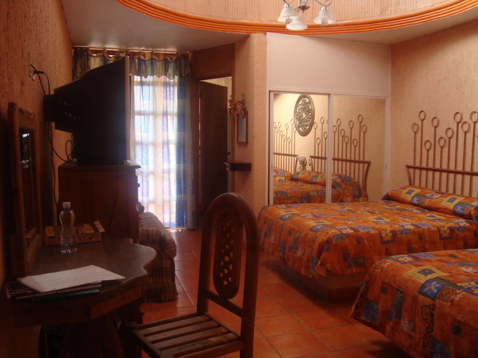 Hotel Villa Manzanares Aguascalientes Dış mekan fotoğraf